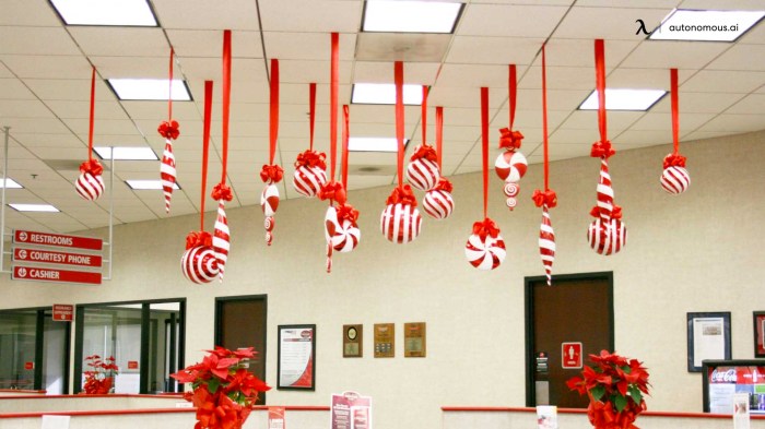 Diy christmas office decor