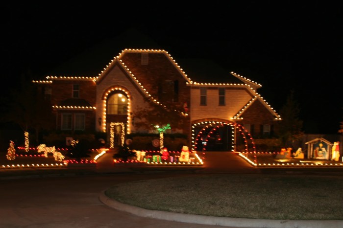 Nativity yard lighted