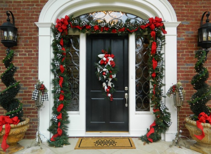 Christmas entry way decor