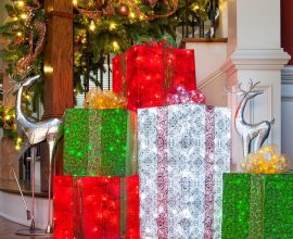 Diy lighted christmas balls