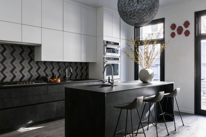 Black and gray kitchen decor