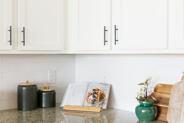 How to decor kitchen counter