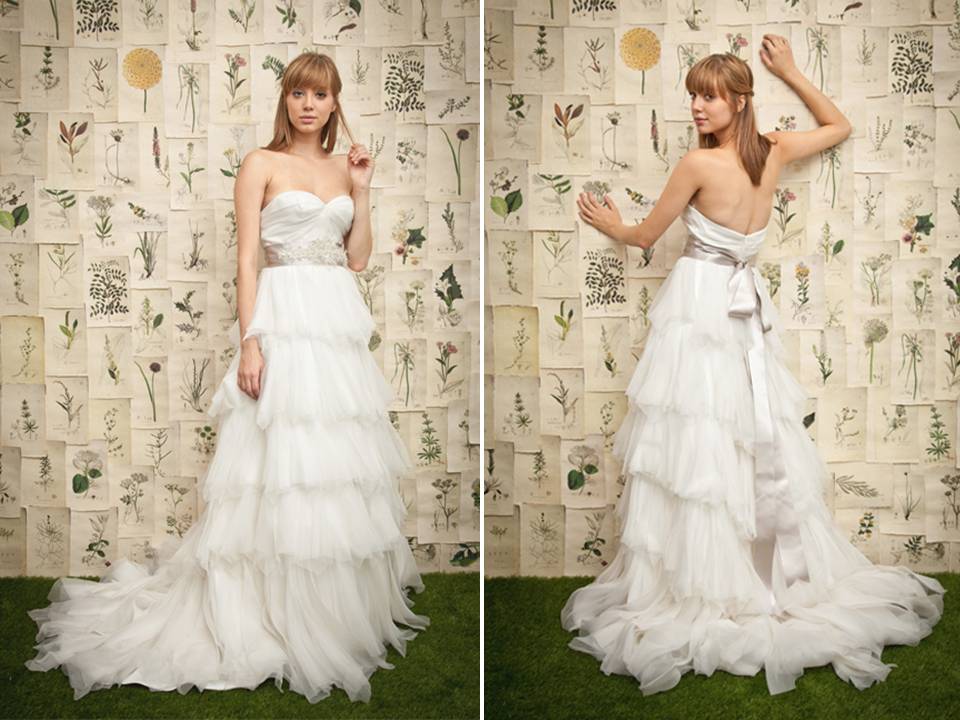 Wedding dress ruffle skirt